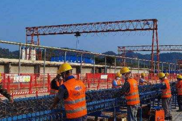 鋼絲繩電動(dòng)葫蘆參與G247國(guó)道公路工程建設(shè)